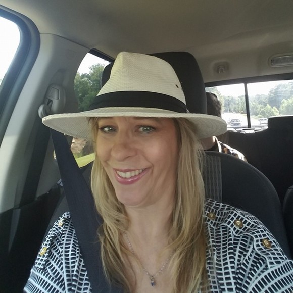 Meet your Posher, Posh - Picture 1 of 1